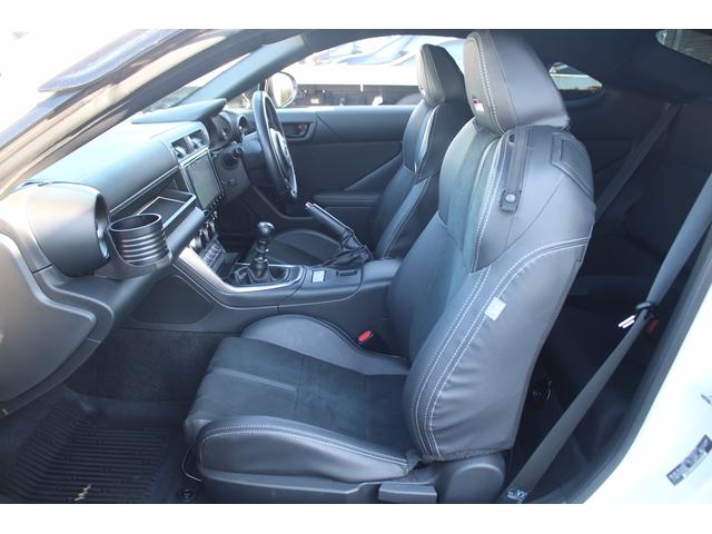 ＧＲ８６ ＳＺ　禁煙車　６ＭＴ　純正９インチナビ　フルセグＴＶ　バックカメラ　ＥＮＫＥＩ１８インチアルミホイール　ＬＥＤヘッドライト　ＥＴＣ　クルーズコントロール　Ｂｌｕｅｔｏｏｔｈ接続　スマートキー（40枚目）