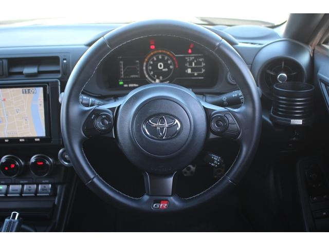 ＧＲ８６ ＳＺ　禁煙車　６ＭＴ　純正９インチナビ　フルセグＴＶ　バックカメラ　ＥＮＫＥＩ１８インチアルミホイール　ＬＥＤヘッドライト　ＥＴＣ　クルーズコントロール　Ｂｌｕｅｔｏｏｔｈ接続　スマートキー（43枚目）