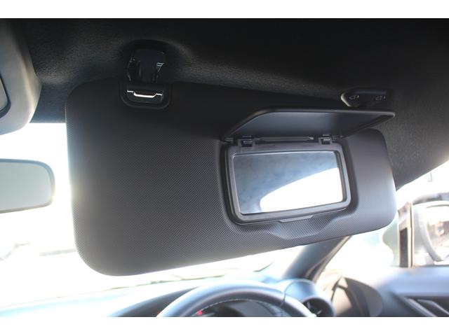 ＧＲ８６ ＳＺ　禁煙車　６ＭＴ　純正９インチナビ　フルセグＴＶ　バックカメラ　ＥＮＫＥＩ１８インチアルミホイール　ＬＥＤヘッドライト　ＥＴＣ　クルーズコントロール　Ｂｌｕｅｔｏｏｔｈ接続　スマートキー（63枚目）