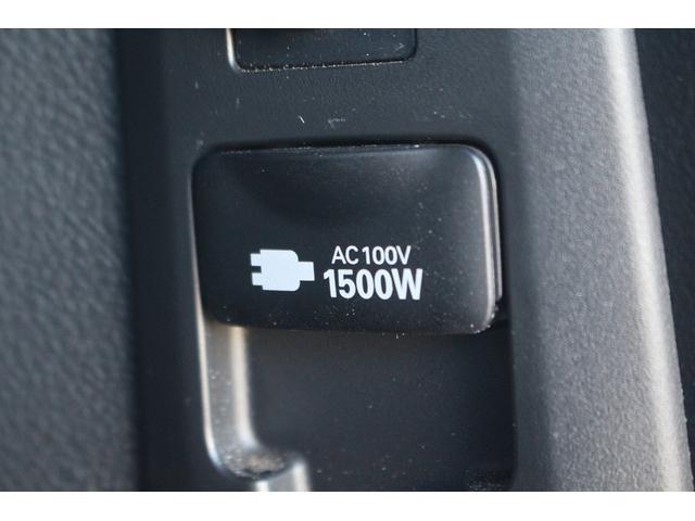 アルファードハイブリッド Ｓ　タイプゴールドＩＩ　後期型　禁煙車　純正９インチディスプレイオーディオ　フルセグＴＶ　電動リアゲート　バックカメラ　両側電動スライドドア　ＥＴＣ２．０　．０　レーダークルーズコントロール　純正１７インチアルミホイール（8枚目）