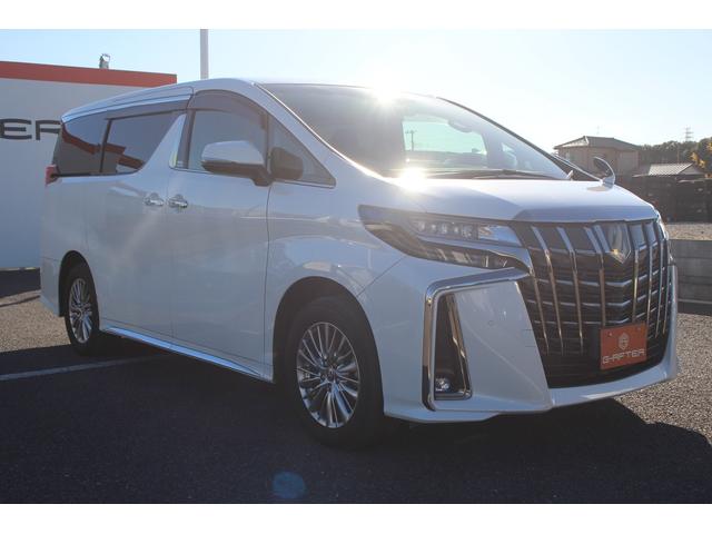 アルファードハイブリッド Ｓ　タイプゴールドＩＩ　後期型　禁煙車　純正９インチディスプレイオーディオ　フルセグＴＶ　電動リアゲート　バックカメラ　両側電動スライドドア　ＥＴＣ２．０　．０　レーダークルーズコントロール　純正１７インチアルミホイール（9枚目）