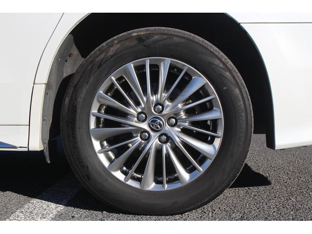 アルファードハイブリッド Ｓ　タイプゴールドＩＩ　後期型　禁煙車　純正９インチディスプレイオーディオ　フルセグＴＶ　電動リアゲート　バックカメラ　両側電動スライドドア　ＥＴＣ２．０　．０　レーダークルーズコントロール　純正１７インチアルミホイール（19枚目）