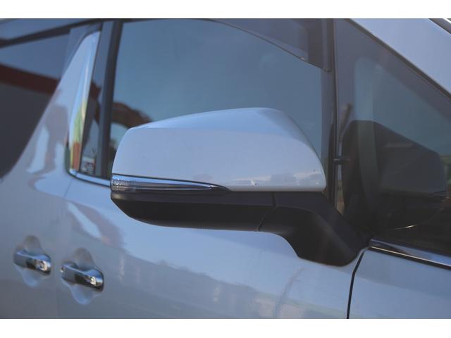 アルファードハイブリッド Ｓ　タイプゴールドＩＩ　後期型　禁煙車　純正９インチディスプレイオーディオ　フルセグＴＶ　電動リアゲート　バックカメラ　両側電動スライドドア　ＥＴＣ２．０　．０　レーダークルーズコントロール　純正１７インチアルミホイール（31枚目）