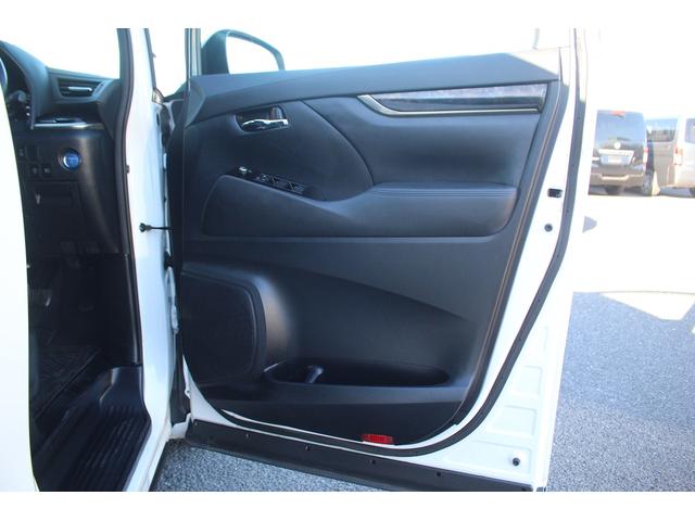 アルファードハイブリッド Ｓ　タイプゴールドＩＩ　後期型　禁煙車　純正９インチディスプレイオーディオ　フルセグＴＶ　電動リアゲート　バックカメラ　両側電動スライドドア　ＥＴＣ２．０　．０　レーダークルーズコントロール　純正１７インチアルミホイール（37枚目）