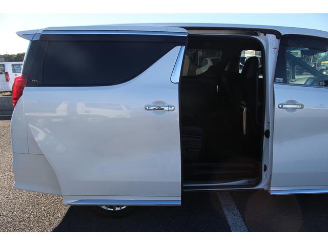 アルファードハイブリッド Ｓ　タイプゴールドＩＩ　後期型　禁煙車　純正９インチディスプレイオーディオ　フルセグＴＶ　電動リアゲート　バックカメラ　両側電動スライドドア　ＥＴＣ２．０　．０　レーダークルーズコントロール　純正１７インチアルミホイール（39枚目）