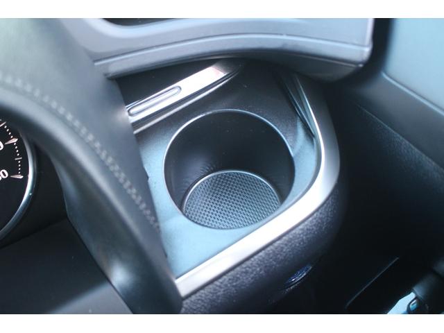 アルファードハイブリッド Ｓ　タイプゴールドＩＩ　後期型　禁煙車　純正９インチディスプレイオーディオ　フルセグＴＶ　電動リアゲート　バックカメラ　両側電動スライドドア　ＥＴＣ２．０　．０　レーダークルーズコントロール　純正１７インチアルミホイール（61枚目）