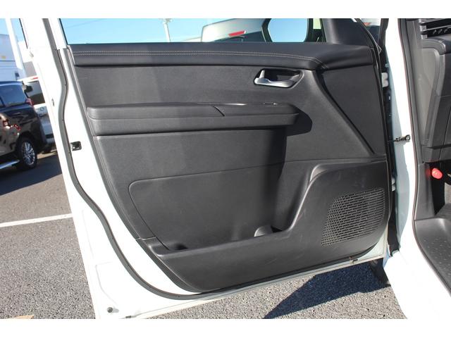 セレナ ハイウェイスターＶ　後期型　禁煙車　純正１２．３インチナビ　フルセグＴＶ　全周囲カメラ　シートヒーター　両側電動スライドドア　ＥＴＣ２．０　クリアランスソナー　オートクルーズコントロール　ブラインドスポットモニター（41枚目）