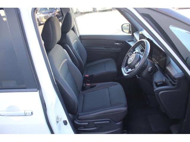 セレナ ハイウェイスターＶ　後期型　禁煙車　純正１２．３インチナビ　フルセグＴＶ　全周囲カメラ　シートヒーター　両側電動スライドドア　ＥＴＣ２．０　クリアランスソナー　オートクルーズコントロール　ブラインドスポットモニター（42枚目）