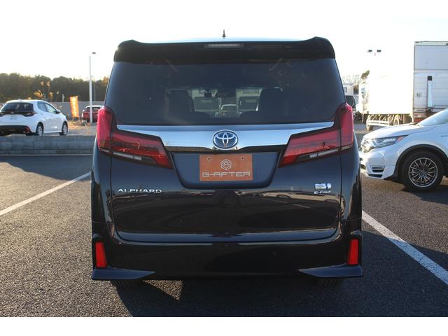 アルファードハイブリッド Ｓ　タイプゴールドＩＩ　後期型　禁煙車　後席モニター　純正１０．５インチナビ　ＪＢＬサウンドシステム　三眼ＬＥＤヘッドライト　全周囲カメラ　ＥＴＣ２．０　両側電動スライドドア　レーダークルーズコントロール（11枚目）