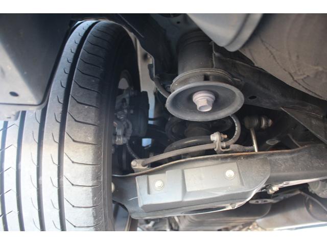 アルファードハイブリッド Ｓ　タイプゴールドＩＩ　後期型　禁煙車　後席モニター　純正１０．５インチナビ　ＪＢＬサウンドシステム　三眼ＬＥＤヘッドライト　全周囲カメラ　ＥＴＣ２．０　両側電動スライドドア　レーダークルーズコントロール（31枚目）