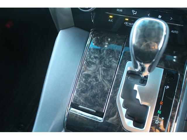 アルファードハイブリッド Ｓ　タイプゴールドＩＩ　後期型　禁煙車　後席モニター　純正１０．５インチナビ　ＪＢＬサウンドシステム　三眼ＬＥＤヘッドライト　全周囲カメラ　ＥＴＣ２．０　両側電動スライドドア　レーダークルーズコントロール（64枚目）