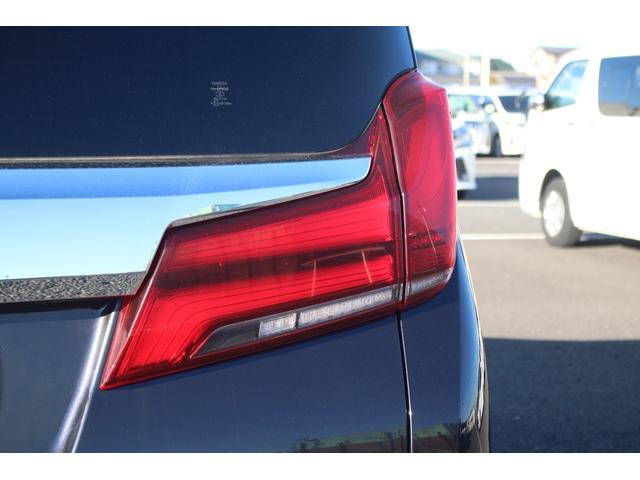 アルファード 3.5エグゼクティブラウンジS 後期型 禁煙車 純正10.5インチナビ サンルーフ 43インチリアモニター JBLサウンド 全周囲カメラ ETC2.0 両側電動スライドドア 電動リアゲート ブラインドスポットモニター(30枚目)