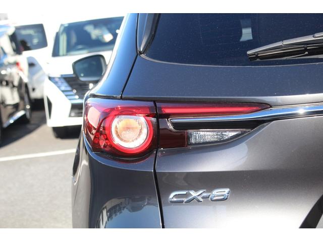 ＣＸ－８ ＸＤプロアクティブ　禁煙車　純正８インチナビ　フルセグＴＶ　全周囲カメラ　レーダークルーズコントロール　電動リアゲート　シートヒーター　ＥＴＣ　ＢＯＳＥサウンド　パワーシート　レーンキープアシスト　衝突軽減ブレーキ（26枚目）