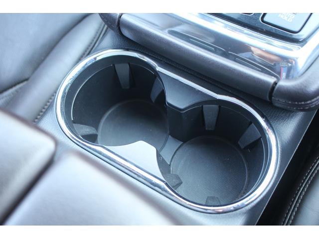 ＣＸ－８ ＸＤプロアクティブ　禁煙車　純正８インチナビ　フルセグＴＶ　全周囲カメラ　レーダークルーズコントロール　電動リアゲート　シートヒーター　ＥＴＣ　ＢＯＳＥサウンド　パワーシート　レーンキープアシスト　衝突軽減ブレーキ（65枚目）