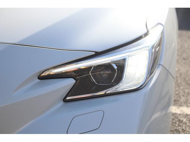 レヴォーグ STIスポーツ EX 禁煙車 11.6インチセンターインフォメーションディスプレイ フルセグTV バックカメラ 4WD アイサイト 電動リアゲート ETC シートヒーター 純正18インチアルミホイール 黒赤革シート(21枚目)