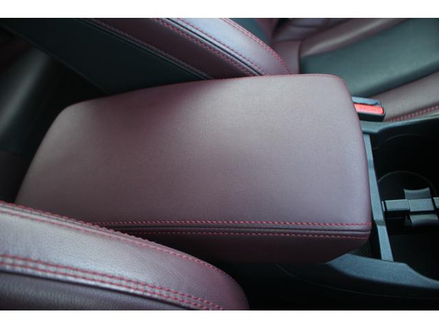 レヴォーグ STIスポーツ EX 禁煙車 11.6インチセンターインフォメーションディスプレイ フルセグTV バックカメラ 4WD アイサイト 電動リアゲート ETC シートヒーター 純正18インチアルミホイール 黒赤革シート(63枚目)