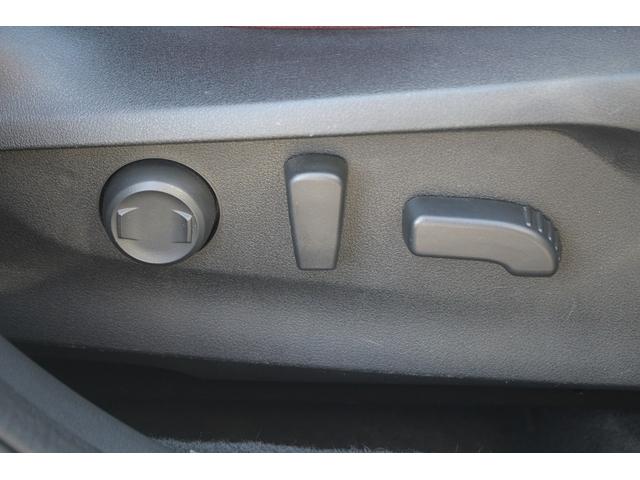 レヴォーグ STIスポーツ EX 禁煙車 11.6インチセンターインフォメーションディスプレイ フルセグTV バックカメラ 4WD アイサイト 電動リアゲート ETC シートヒーター 純正18インチアルミホイール 黒赤革シート(69枚目)