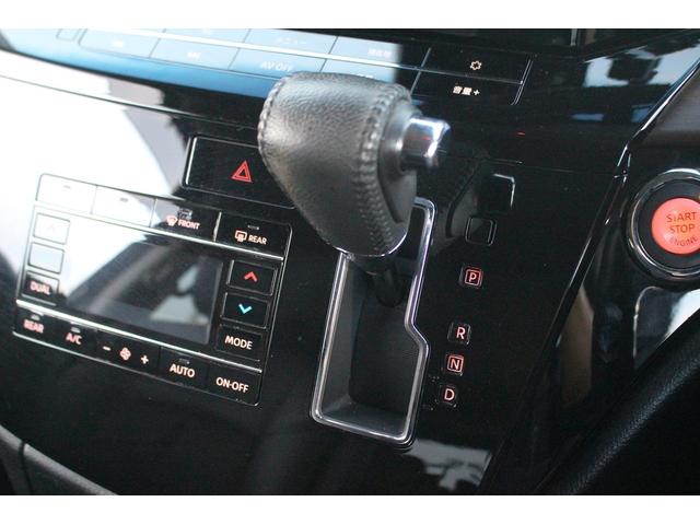 エルグランド ２５０ハイウェイスターＳ　アーバンクロム　後期型　純正１０インチナビ　フリップダウンモニター　アダプティブクルーズコントール　衝突軽減ブレーキ　ＥＴＣ２．０　両側電動スライドドア　シートヒーター　純正１８インチアルミホイール（5枚目）