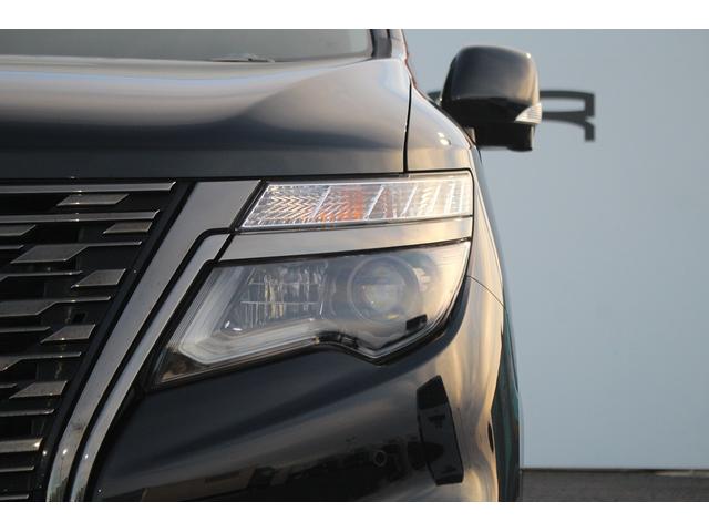 エルグランド ２５０ハイウェイスターＳ　アーバンクロム　後期型　純正１０インチナビ　フリップダウンモニター　アダプティブクルーズコントール　衝突軽減ブレーキ　ＥＴＣ２．０　両側電動スライドドア　シートヒーター　純正１８インチアルミホイール（27枚目）