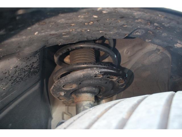 エルグランド ２５０ハイウェイスターＳ　アーバンクロム　後期型　純正１０インチナビ　フリップダウンモニター　アダプティブクルーズコントール　衝突軽減ブレーキ　ＥＴＣ２．０　両側電動スライドドア　シートヒーター　純正１８インチアルミホイール（33枚目）