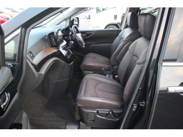 エルグランド ２５０ハイウェイスターＳ　アーバンクロム　後期型　純正１０インチナビ　フリップダウンモニター　アダプティブクルーズコントール　衝突軽減ブレーキ　ＥＴＣ２．０　両側電動スライドドア　シートヒーター　純正１８インチアルミホイール（50枚目）