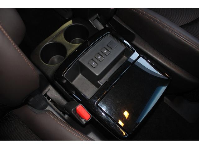 エルグランド ２５０ハイウェイスターＳ　アーバンクロム　後期型　純正１０インチナビ　フリップダウンモニター　アダプティブクルーズコントール　衝突軽減ブレーキ　ＥＴＣ２．０　両側電動スライドドア　シートヒーター　純正１８インチアルミホイール（64枚目）