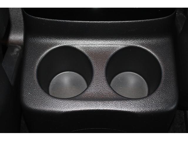 エルグランド ２５０ハイウェイスターＳ　アーバンクロム　後期型　純正１０インチナビ　フリップダウンモニター　アダプティブクルーズコントール　衝突軽減ブレーキ　ＥＴＣ２．０　両側電動スライドドア　シートヒーター　純正１８インチアルミホイール（66枚目）