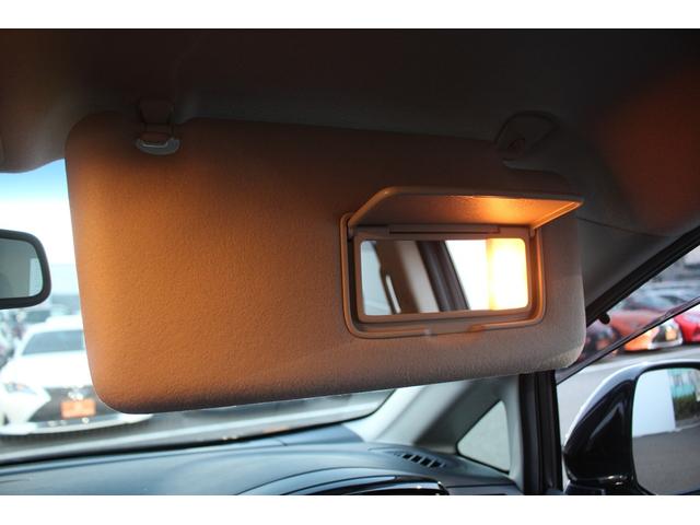 エルグランド ２５０ハイウェイスターＳ　アーバンクロム　後期型　純正１０インチナビ　フリップダウンモニター　アダプティブクルーズコントール　衝突軽減ブレーキ　ＥＴＣ２．０　両側電動スライドドア　シートヒーター　純正１８インチアルミホイール（72枚目）