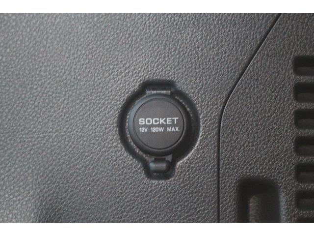 エルグランド ２５０ハイウェイスターＳ　アーバンクロム　後期型　純正１０インチナビ　フリップダウンモニター　アダプティブクルーズコントール　衝突軽減ブレーキ　ＥＴＣ２．０　両側電動スライドドア　シートヒーター　純正１８インチアルミホイール（77枚目）