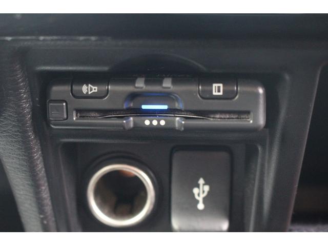 デリカＤ：５ Ｐ　後期型　禁煙車　純正１０．１インチナビ　全周囲カメラ　両側電動スライドドア　電動リアゲート　パワーシート　シートヒーター　ＥＴＣ　アダプティブクルーズコントロール　１５００Ｗ給電　フルセグＴＶ（7枚目）