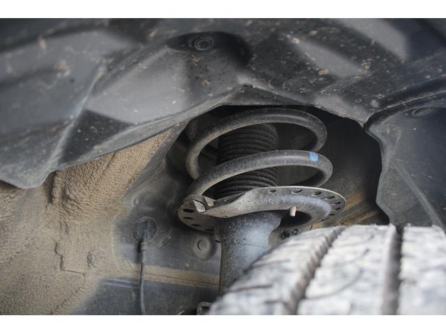 デリカＤ：５ Ｐ　後期型　禁煙車　純正１０．１インチナビ　全周囲カメラ　両側電動スライドドア　電動リアゲート　パワーシート　シートヒーター　ＥＴＣ　アダプティブクルーズコントロール　１５００Ｗ給電　フルセグＴＶ（28枚目）