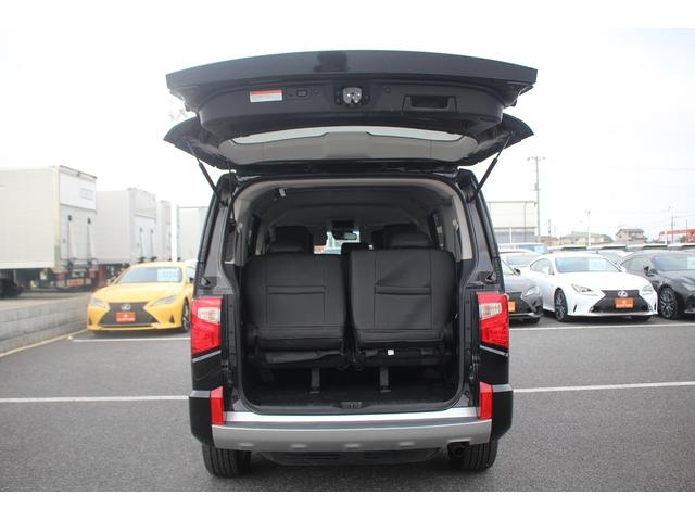 デリカＤ：５ Ｐ　後期型　禁煙車　純正１０．１インチナビ　全周囲カメラ　両側電動スライドドア　電動リアゲート　パワーシート　シートヒーター　ＥＴＣ　アダプティブクルーズコントロール　１５００Ｗ給電　フルセグＴＶ（73枚目）