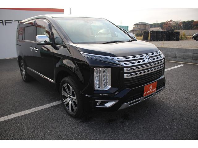 デリカＤ：５ Ｐ　後期型　禁煙車　純正１０．１インチナビ　両側電動スライドドア　アラウンドビューモニター　フルセグＴＶ　アダプティブクルーズコントロール　電動リアゲート　ＬＥＤヘッドライト　ブラインドスポットモニター（9枚目）