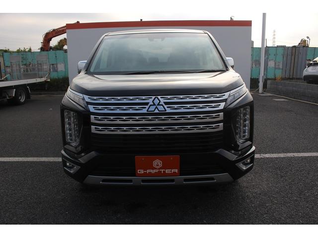 デリカＤ：５ Ｐ　後期型　禁煙車　純正１０．１インチナビ　両側電動スライドドア　アラウンドビューモニター　フルセグＴＶ　アダプティブクルーズコントロール　電動リアゲート　ＬＥＤヘッドライト　ブラインドスポットモニター（10枚目）