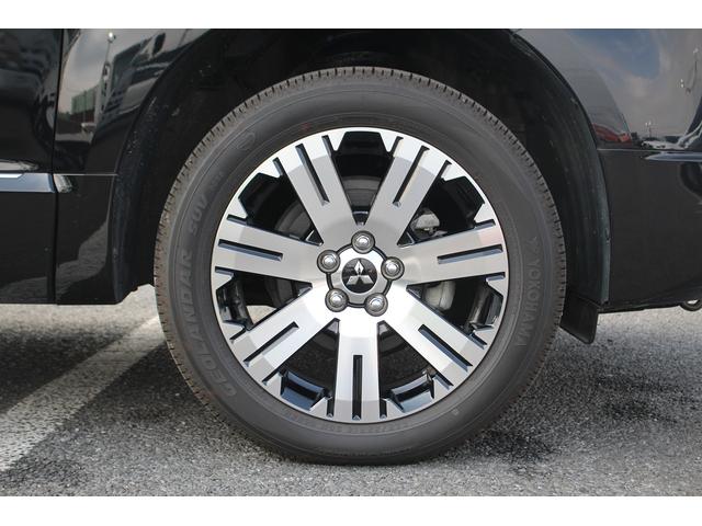 デリカＤ：５ Ｐ　後期型　禁煙車　純正１０．１インチナビ　両側電動スライドドア　アラウンドビューモニター　フルセグＴＶ　アダプティブクルーズコントロール　電動リアゲート　ＬＥＤヘッドライト　ブラインドスポットモニター（17枚目）