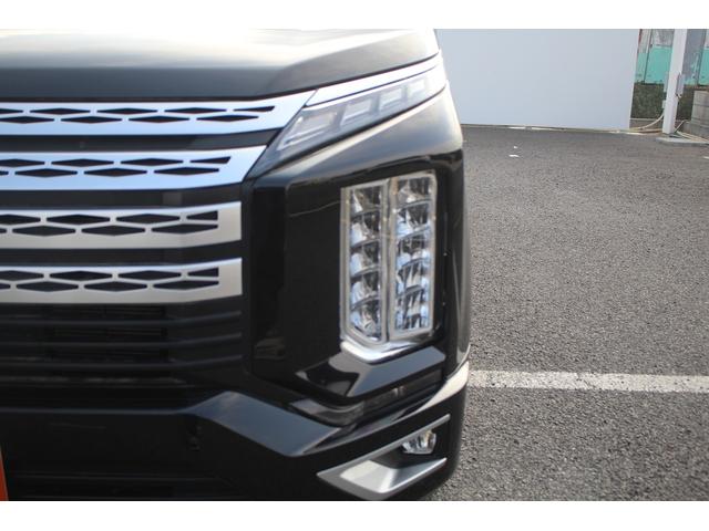 デリカＤ：５ Ｐ　後期型　禁煙車　純正１０．１インチナビ　両側電動スライドドア　アラウンドビューモニター　フルセグＴＶ　アダプティブクルーズコントロール　電動リアゲート　ＬＥＤヘッドライト　ブラインドスポットモニター（21枚目）