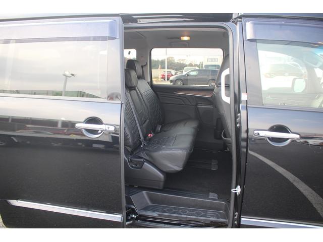 デリカＤ：５ Ｐ　後期型　禁煙車　純正１０．１インチナビ　両側電動スライドドア　アラウンドビューモニター　フルセグＴＶ　アダプティブクルーズコントロール　電動リアゲート　ＬＥＤヘッドライト　ブラインドスポットモニター（34枚目）