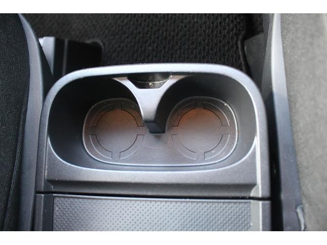 デリカＤ：５ Ｐ　後期型　禁煙車　純正１０．１インチナビ　両側電動スライドドア　アラウンドビューモニター　フルセグＴＶ　アダプティブクルーズコントロール　電動リアゲート　ＬＥＤヘッドライト　ブラインドスポットモニター（60枚目）