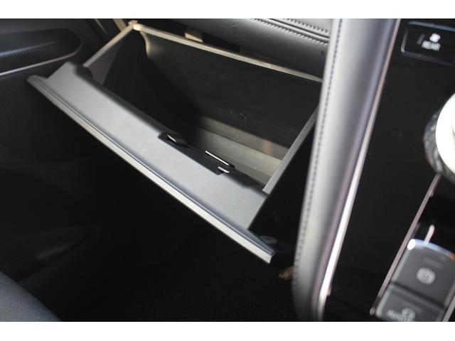 デリカＤ：５ Ｐ　後期型　禁煙車　純正１０．１インチナビ　両側電動スライドドア　アラウンドビューモニター　フルセグＴＶ　アダプティブクルーズコントロール　電動リアゲート　ＬＥＤヘッドライト　ブラインドスポットモニター（71枚目）