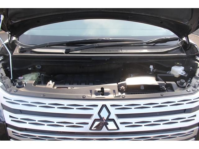 デリカＤ：５ Ｐ　後期型　禁煙車　純正１０．１インチナビ　両側電動スライドドア　アラウンドビューモニター　フルセグＴＶ　アダプティブクルーズコントロール　電動リアゲート　ＬＥＤヘッドライト　ブラインドスポットモニター（75枚目）