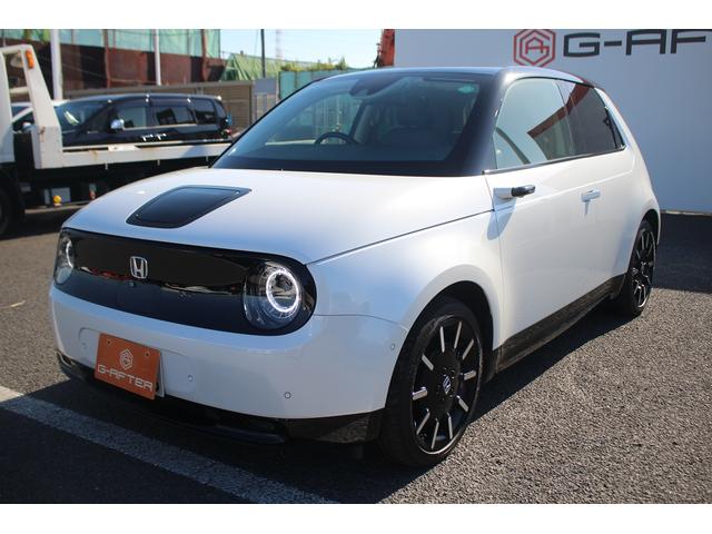 Ｈｏｎｄａ ｅ アドバンス　禁煙車　純正７型ワイドナビ　フルセグＴＶ　全周囲カメラ　純正１７インチアルミホイール　衝突軽減ブレーキシステム　ガラスルーフ　ＥＴＣ　シートヒーター　レーダークルーズコントロール　ＬＥＤヘッドライト（12枚目）