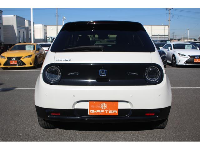 Ｈｏｎｄａ ｅ アドバンス　禁煙車　純正７型ワイドナビ　フルセグＴＶ　全周囲カメラ　純正１７インチアルミホイール　衝突軽減ブレーキシステム　ガラスルーフ　ＥＴＣ　シートヒーター　レーダークルーズコントロール　ＬＥＤヘッドライト（15枚目）