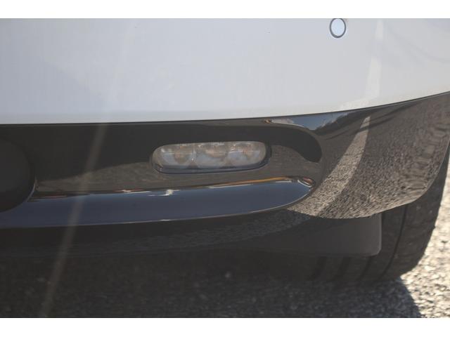 Ｈｏｎｄａ ｅ アドバンス　禁煙車　純正７型ワイドナビ　フルセグＴＶ　全周囲カメラ　純正１７インチアルミホイール　衝突軽減ブレーキシステム　ガラスルーフ　ＥＴＣ　シートヒーター　レーダークルーズコントロール　ＬＥＤヘッドライト（25枚目）