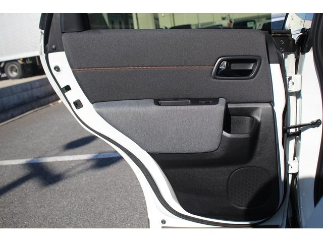 Ｈｏｎｄａ ｅ アドバンス　禁煙車　純正７型ワイドナビ　フルセグＴＶ　全周囲カメラ　純正１７インチアルミホイール　衝突軽減ブレーキシステム　ガラスルーフ　ＥＴＣ　シートヒーター　レーダークルーズコントロール　ＬＥＤヘッドライト（37枚目）