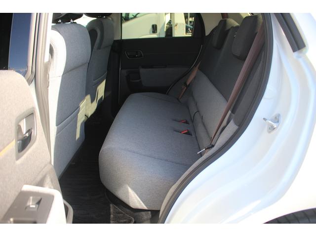 Ｈｏｎｄａ ｅ アドバンス　禁煙車　純正７型ワイドナビ　フルセグＴＶ　全周囲カメラ　純正１７インチアルミホイール　衝突軽減ブレーキシステム　ガラスルーフ　ＥＴＣ　シートヒーター　レーダークルーズコントロール　ＬＥＤヘッドライト（38枚目）