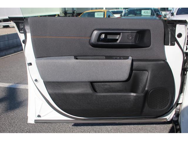 Ｈｏｎｄａ ｅ アドバンス　禁煙車　純正７型ワイドナビ　フルセグＴＶ　全周囲カメラ　純正１７インチアルミホイール　衝突軽減ブレーキシステム　ガラスルーフ　ＥＴＣ　シートヒーター　レーダークルーズコントロール　ＬＥＤヘッドライト（40枚目）