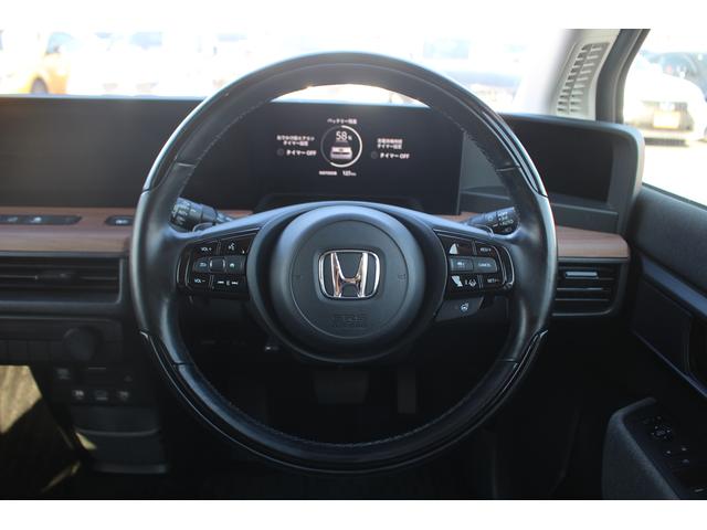 Ｈｏｎｄａ ｅ アドバンス　禁煙車　純正７型ワイドナビ　フルセグＴＶ　全周囲カメラ　純正１７インチアルミホイール　衝突軽減ブレーキシステム　ガラスルーフ　ＥＴＣ　シートヒーター　レーダークルーズコントロール　ＬＥＤヘッドライト（44枚目）