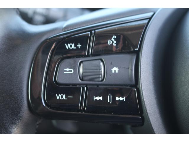Ｈｏｎｄａ ｅ アドバンス　禁煙車　純正７型ワイドナビ　フルセグＴＶ　全周囲カメラ　純正１７インチアルミホイール　衝突軽減ブレーキシステム　ガラスルーフ　ＥＴＣ　シートヒーター　レーダークルーズコントロール　ＬＥＤヘッドライト（55枚目）