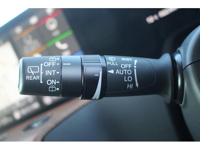 Ｈｏｎｄａ ｅ アドバンス　禁煙車　純正７型ワイドナビ　フルセグＴＶ　全周囲カメラ　純正１７インチアルミホイール　衝突軽減ブレーキシステム　ガラスルーフ　ＥＴＣ　シートヒーター　レーダークルーズコントロール　ＬＥＤヘッドライト（59枚目）