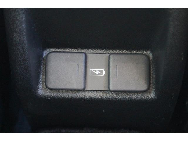 Ｈｏｎｄａ ｅ アドバンス　禁煙車　純正７型ワイドナビ　フルセグＴＶ　全周囲カメラ　純正１７インチアルミホイール　衝突軽減ブレーキシステム　ガラスルーフ　ＥＴＣ　シートヒーター　レーダークルーズコントロール　ＬＥＤヘッドライト（63枚目）